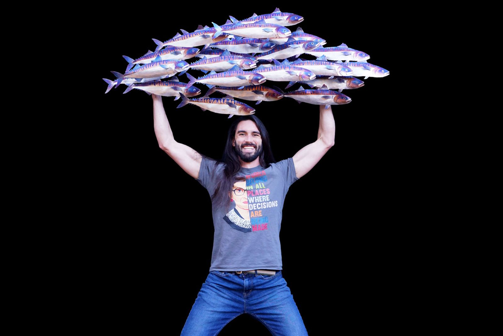 Artist Aiden Dale with mackerel school sculpture!