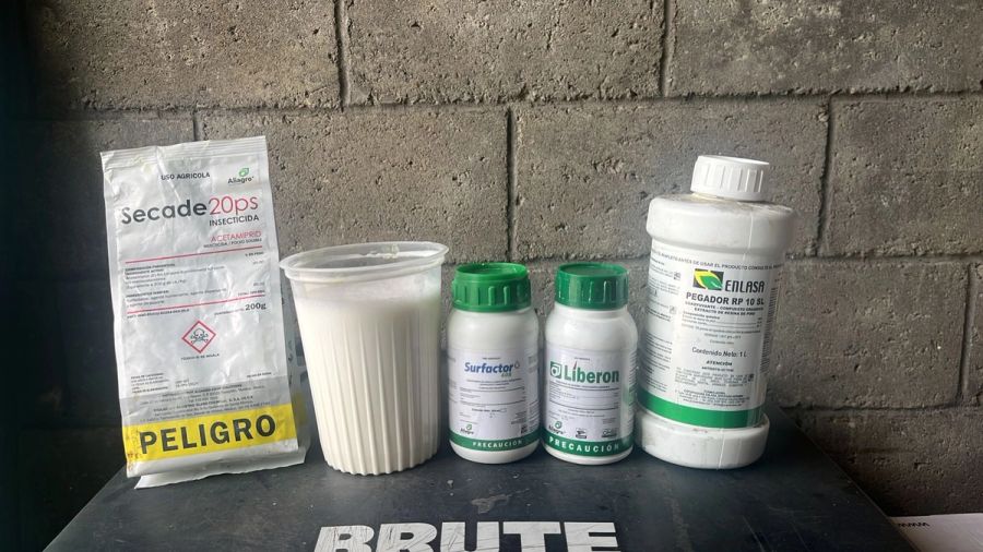 Mezcla realizada con diferentes productos para aplicación