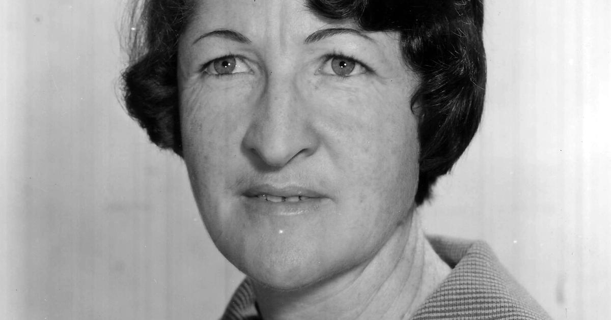 Dr Jean Calder radio interview | NFSA