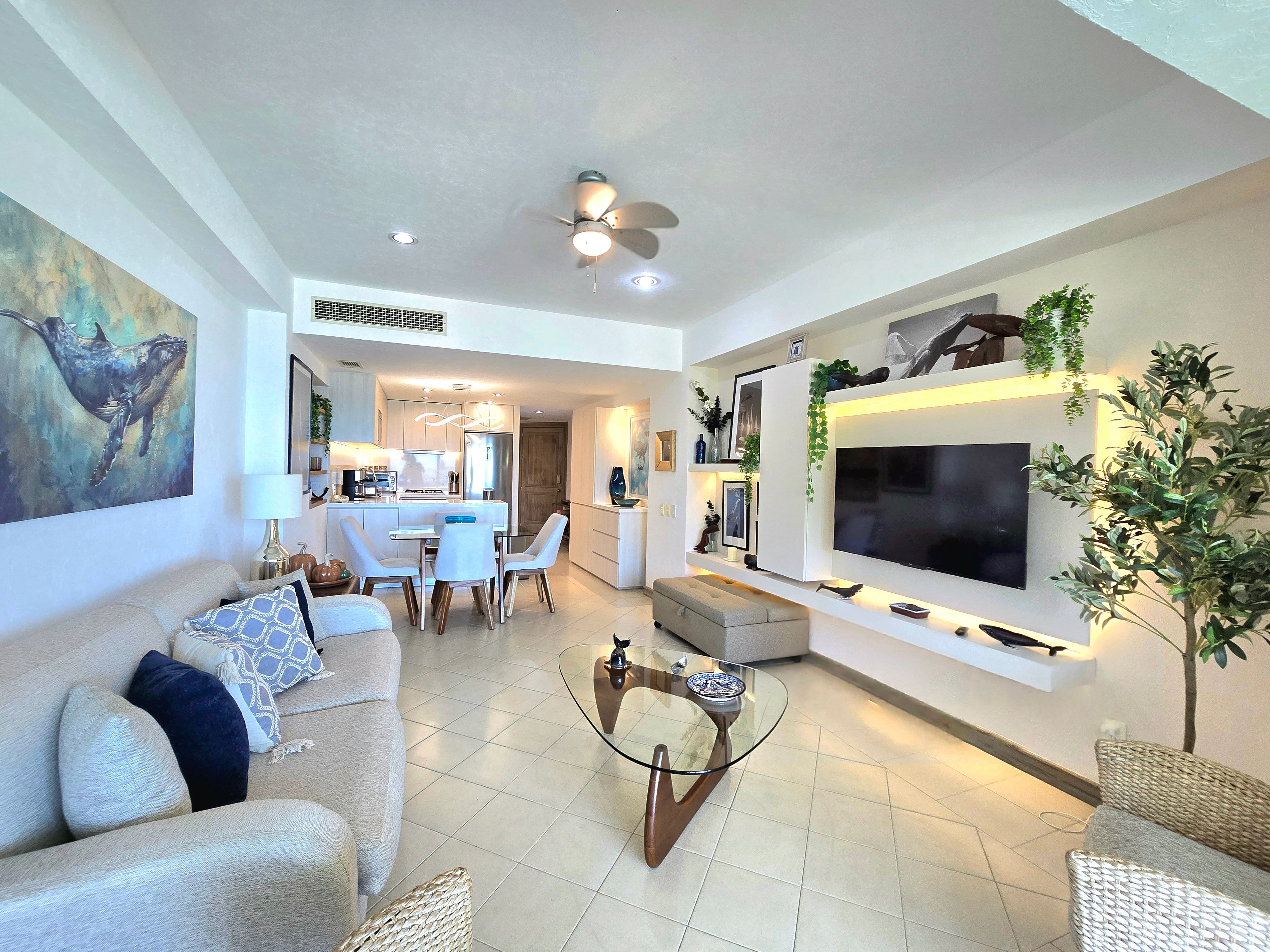 Whale - Renovated condo in Bay View Grand, Marina Vallarta