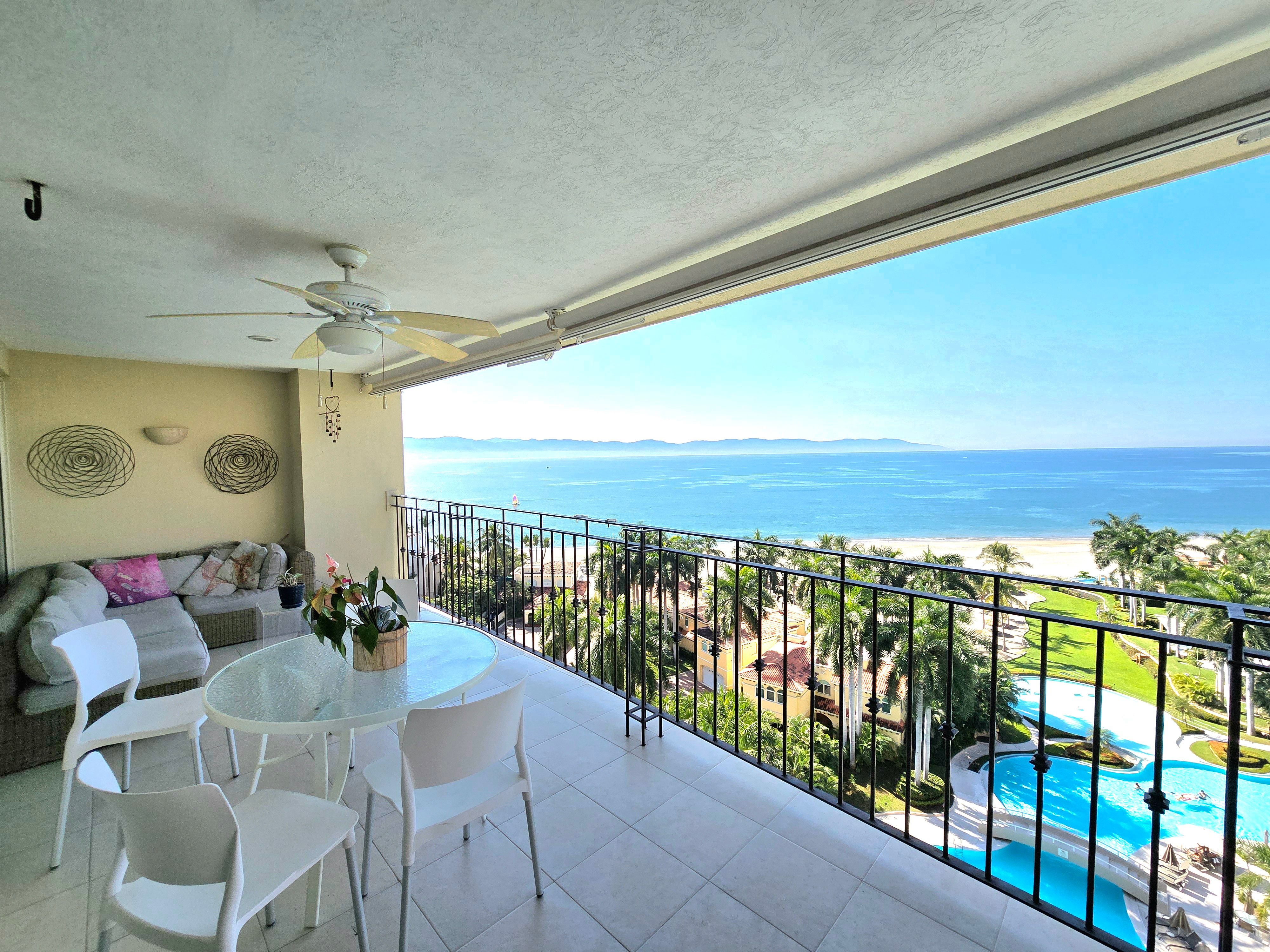 Portofino 1002-S - Luxury 10th-floor condo in Puerto Vallarta