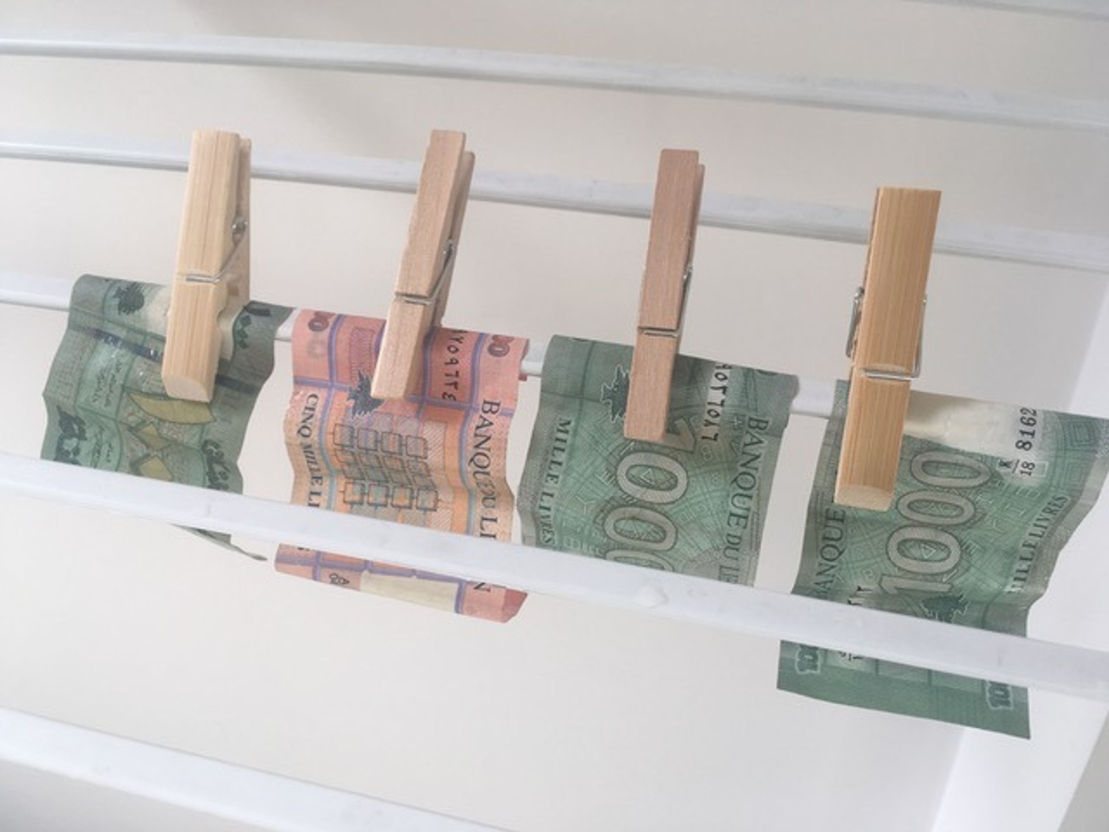 Geld ausgeben und Geld waschen