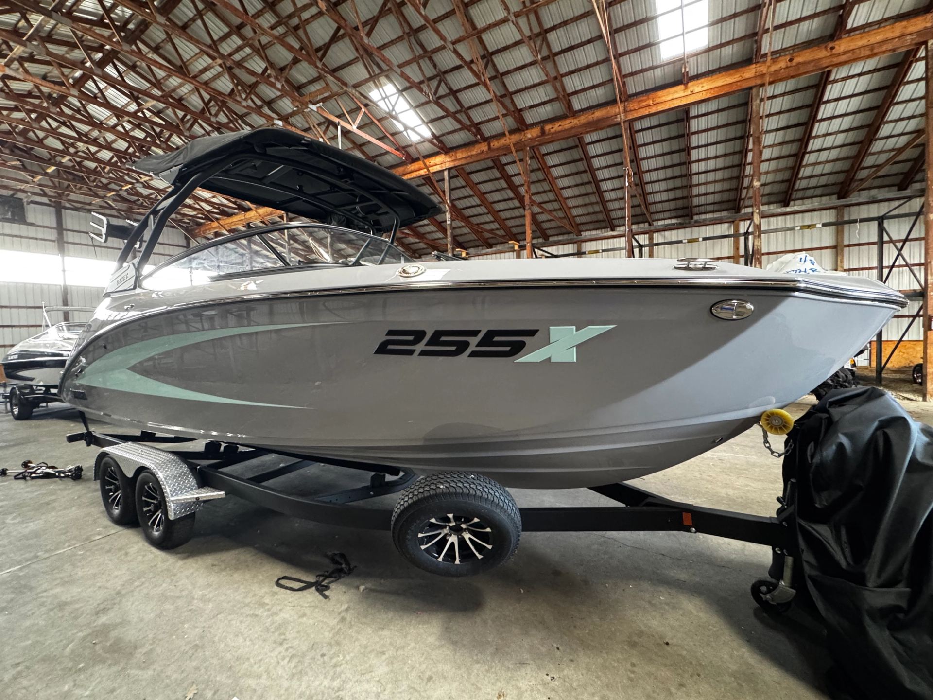 2026 Yamaha 255XD