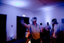 Missing alternative text