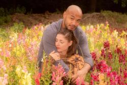 Missing alternative text