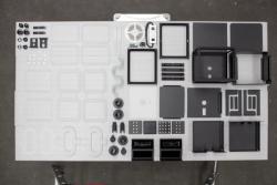 Missing alternative text