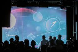 Missing alternative text