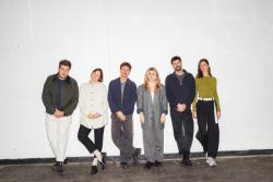 Missing alternative text