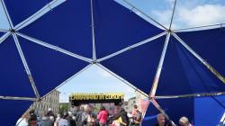 Missing alternative text