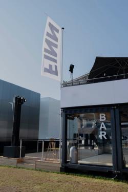 Missing alternative text