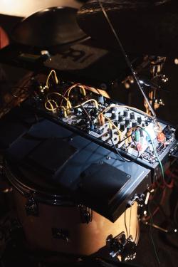 Missing alternative text