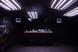 Missing alternative text