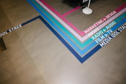 Missing alternative text