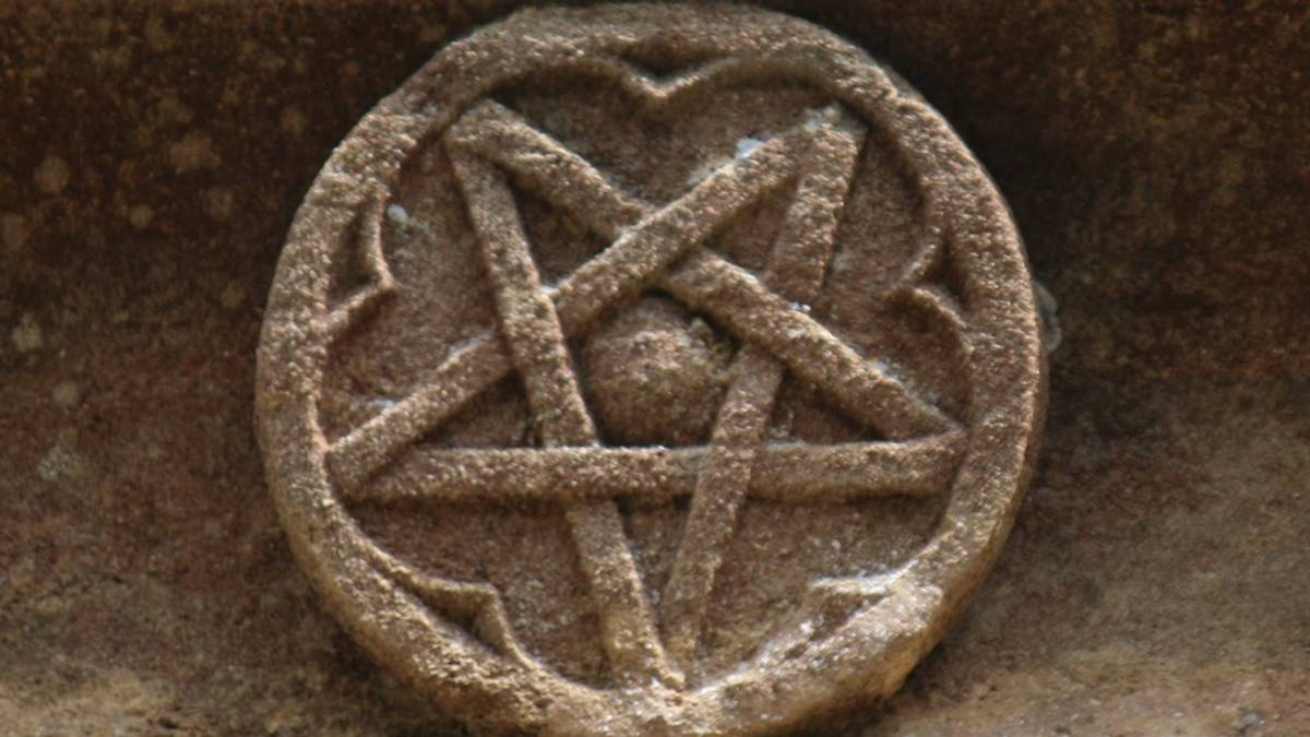 Pentagon relief on St Mary the Virgin Church