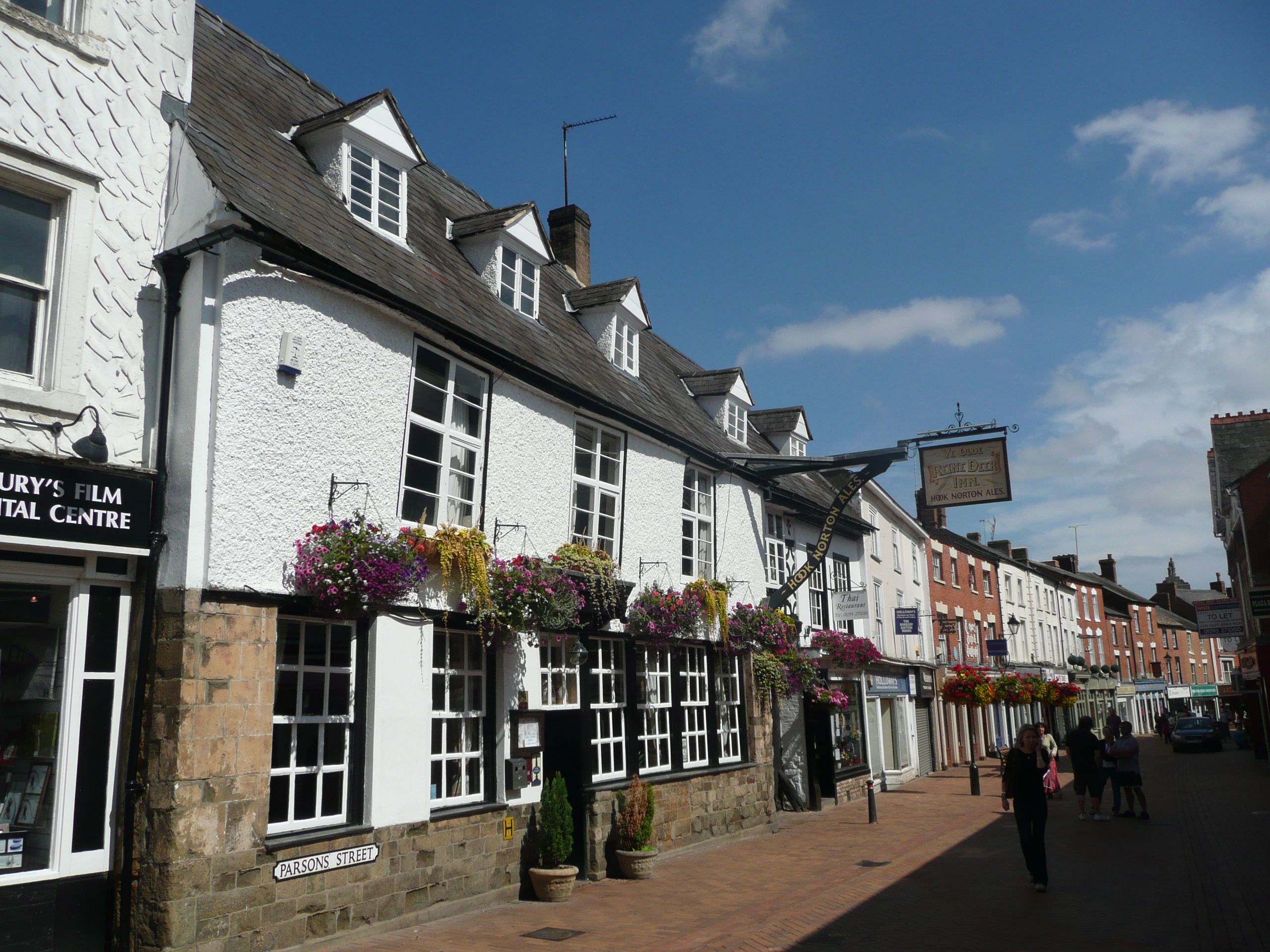 Oliver Cromwell’s secret headquarters at Ye Olde Reindeer Inn