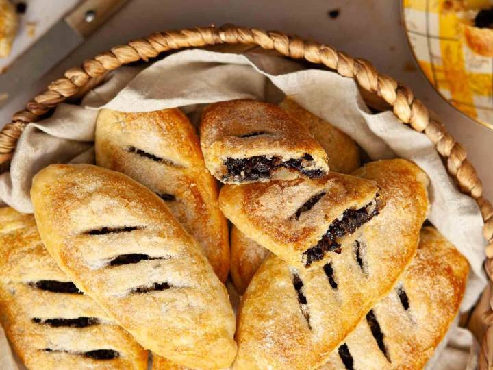 Baked Banbury Cakes