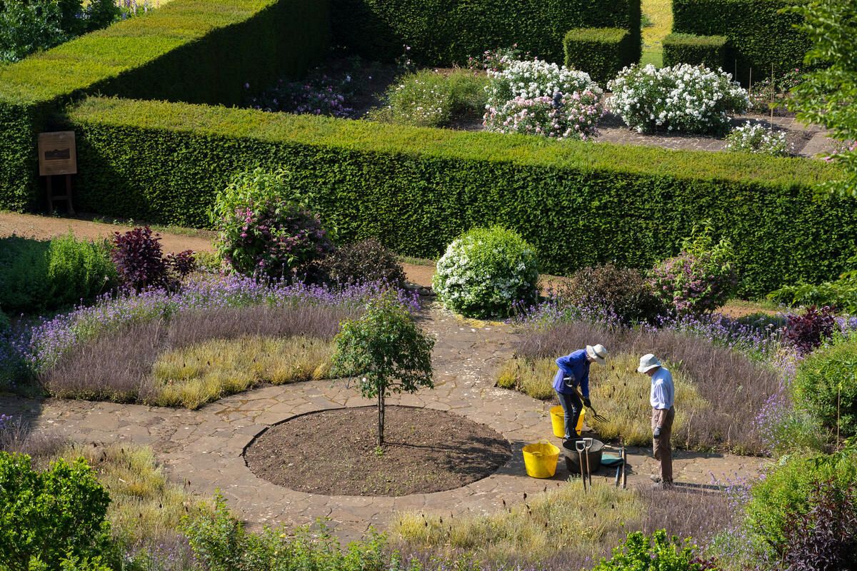 Maintenance at Upton House Gardens, Upton House