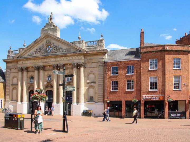 Shopping Centres & Retail Parks in Banbury town