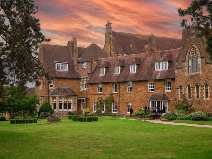 Bloxham private school