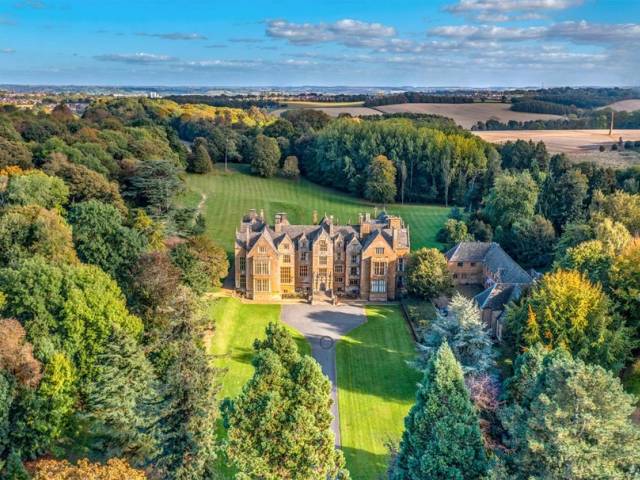 North Newington and Wroxton Abbey Loop