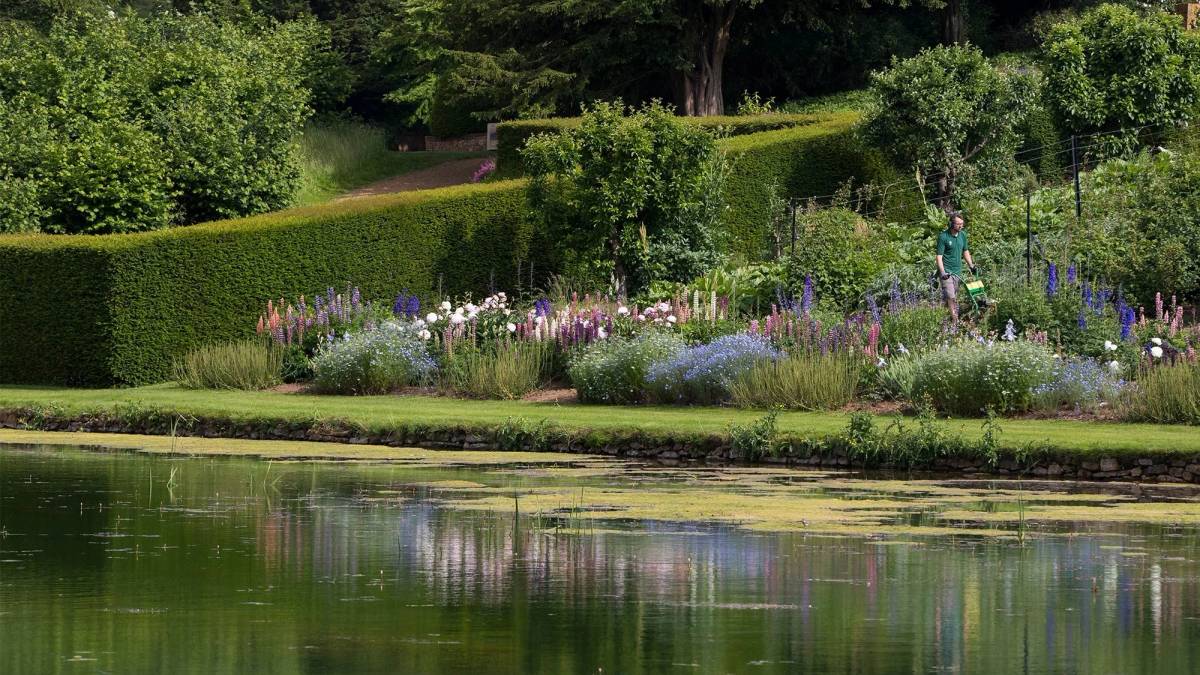 Upton House Gardens, near Banbury