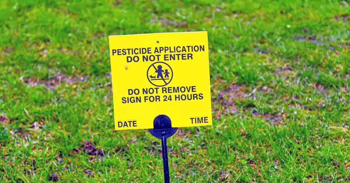 pesticide lawn sign