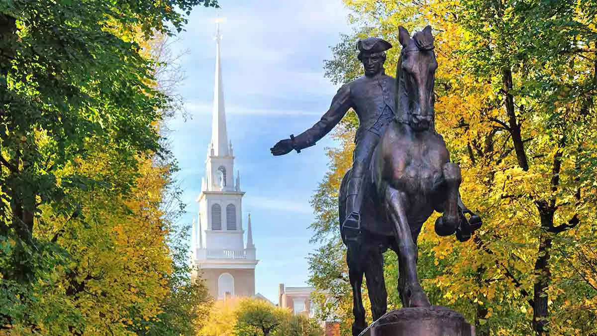 boston freedom trail statue