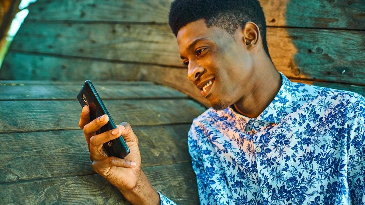 Person holding a smart phone