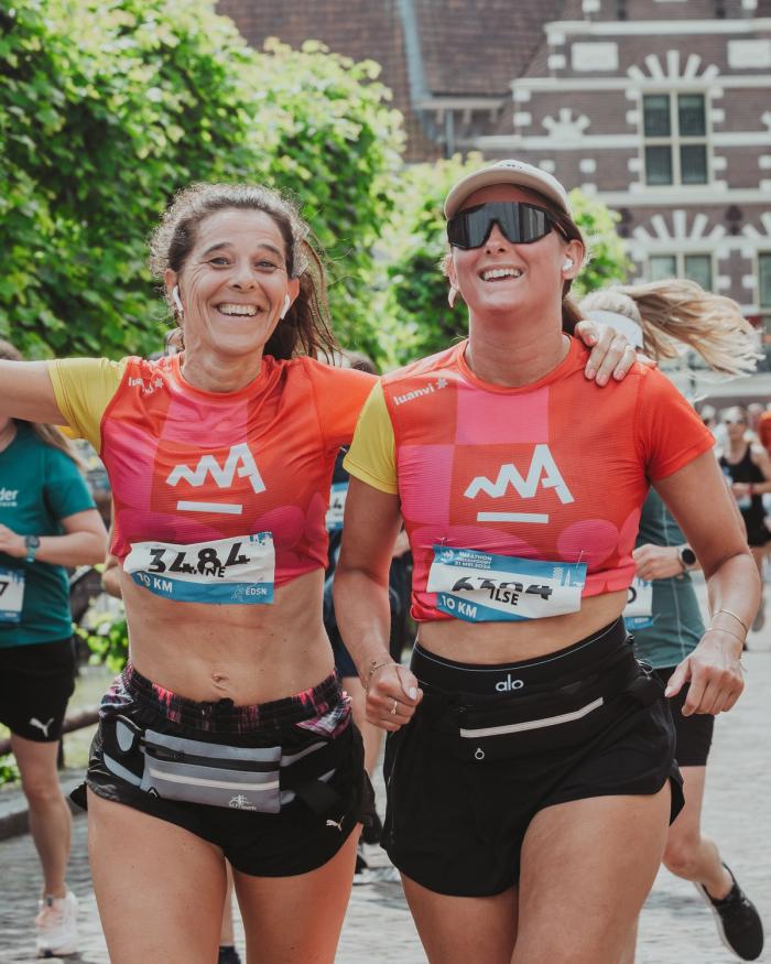 Dames finischen in Marathon Amersfoort
