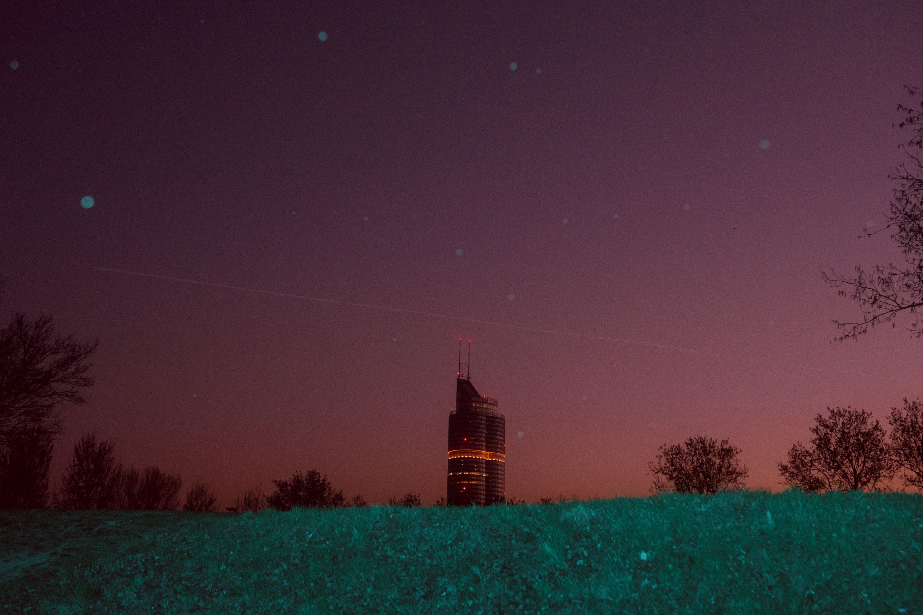 millennium tower donau sky stars plane