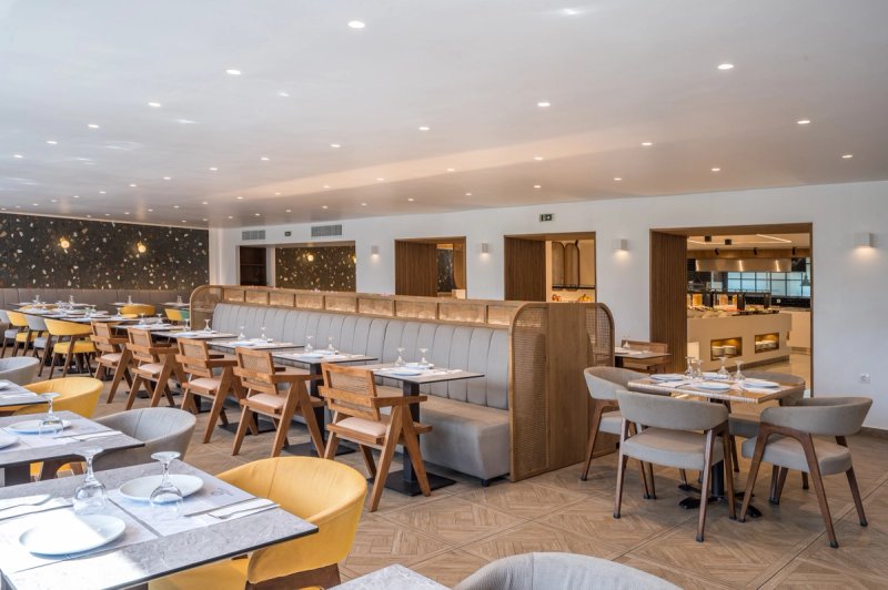 Dining at Heronissos Hotel