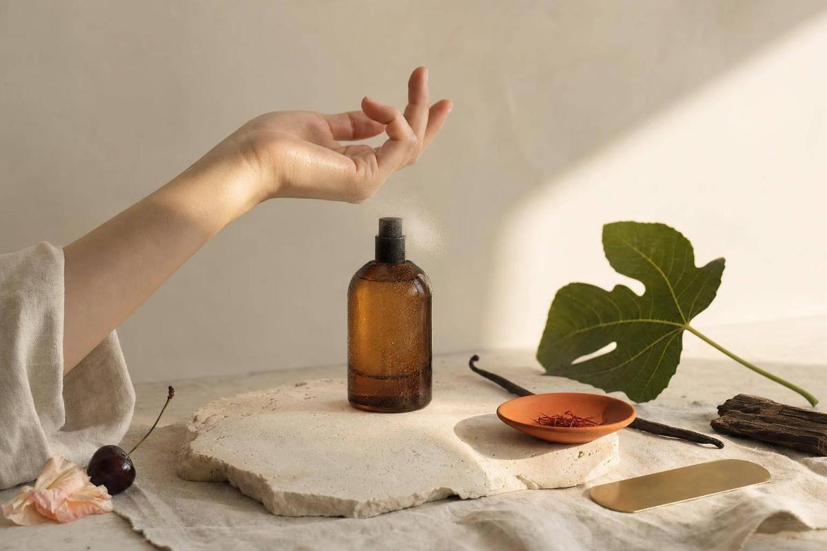 How To Make Women's Perfume Last Longer