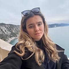 Marie Holá