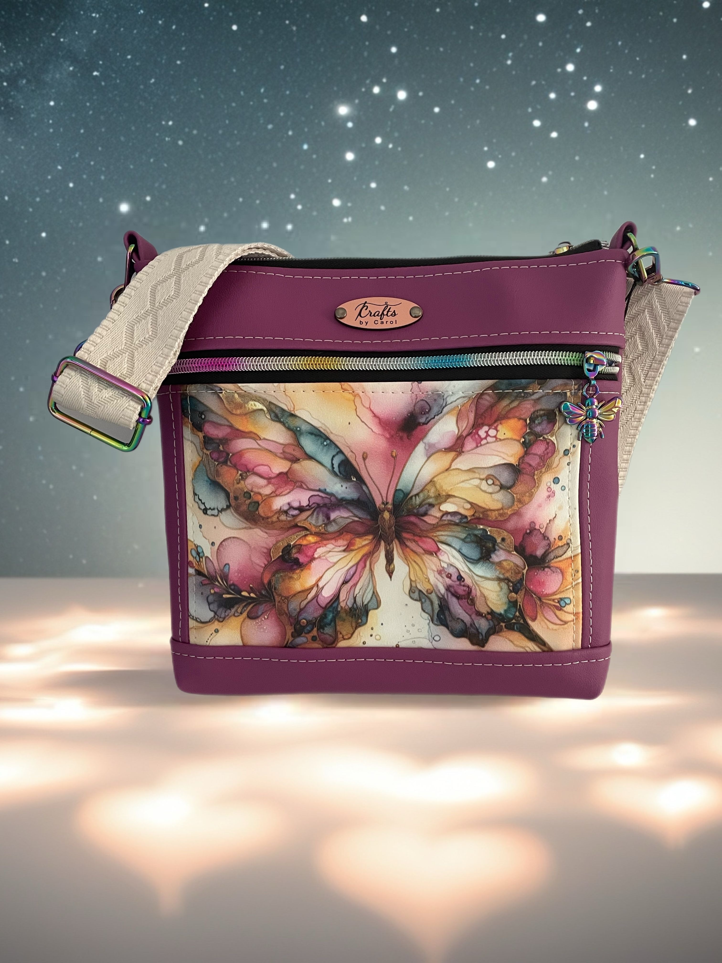 Burgundy shoulder bag