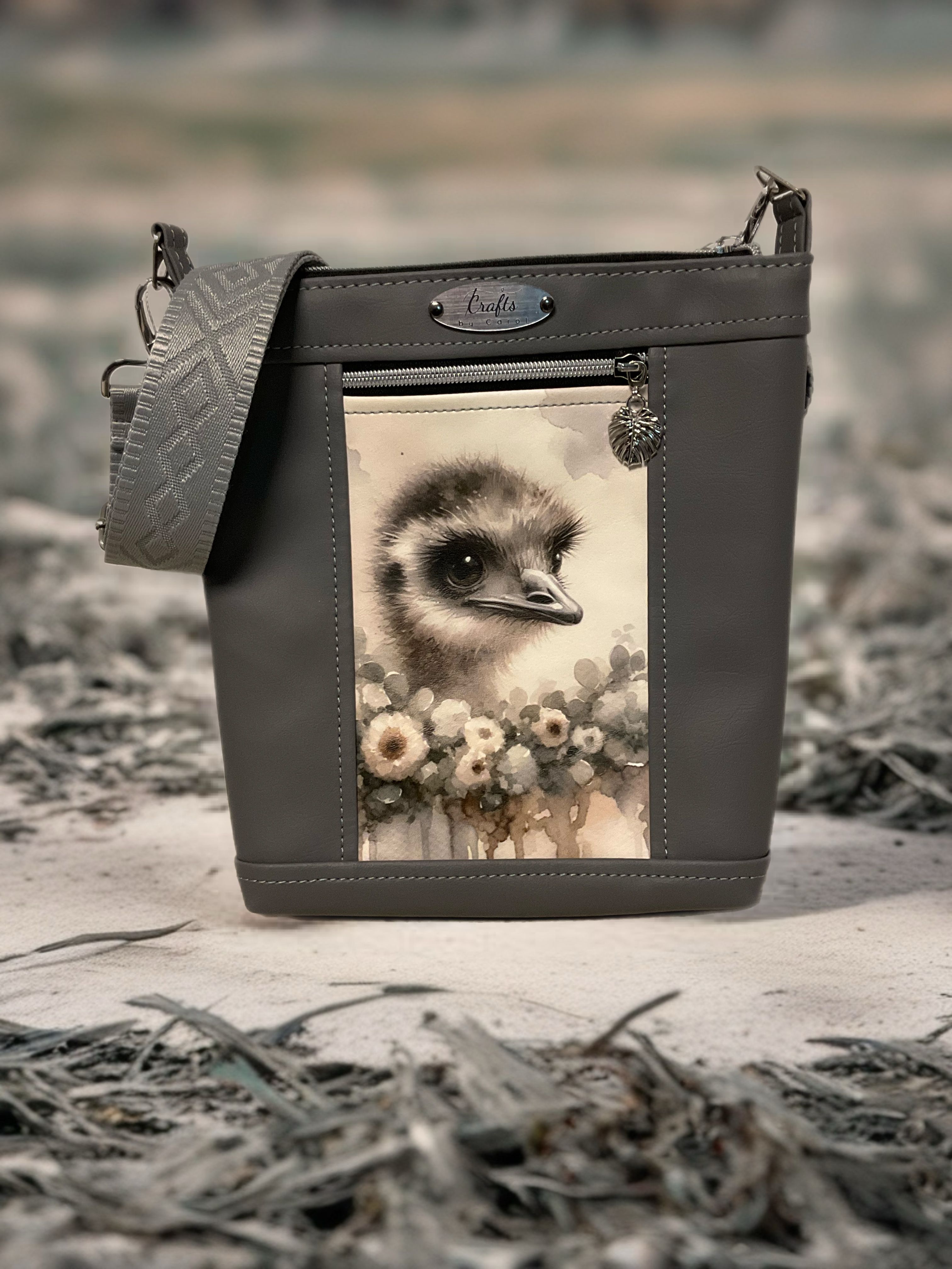 Bag with Emu print