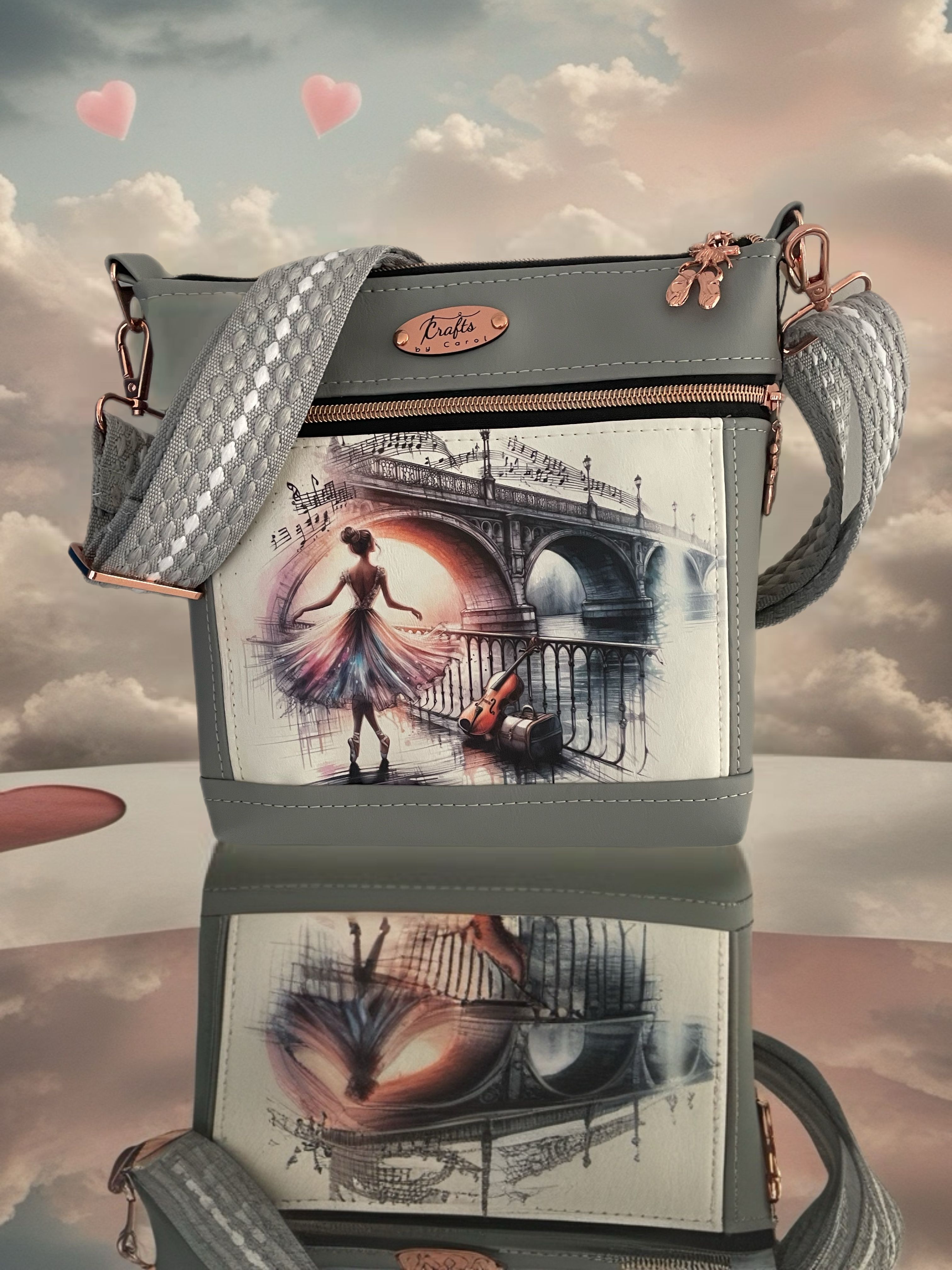 Grey shoulder bag, ballerina print