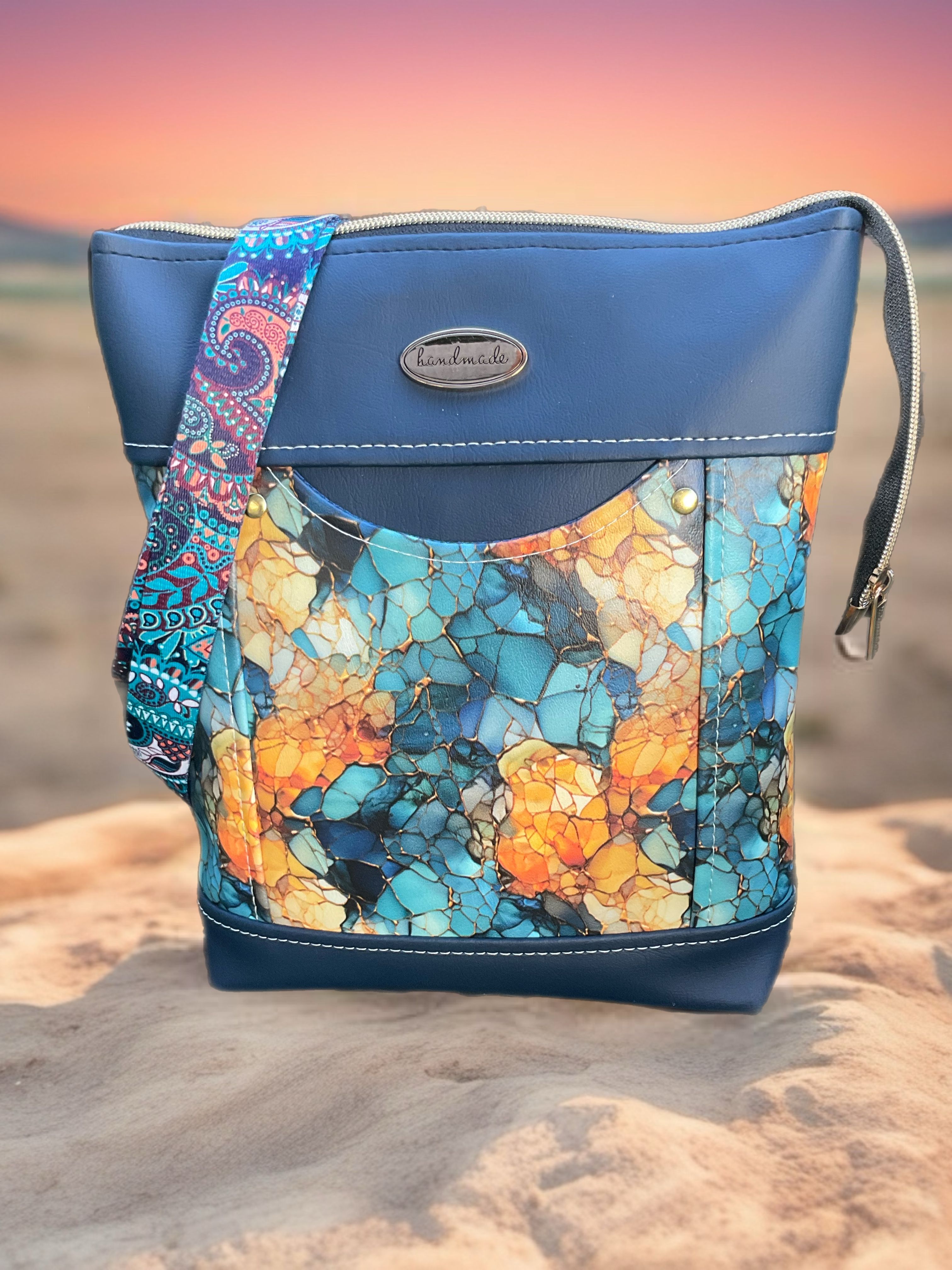 Dark blue bag with abstract print