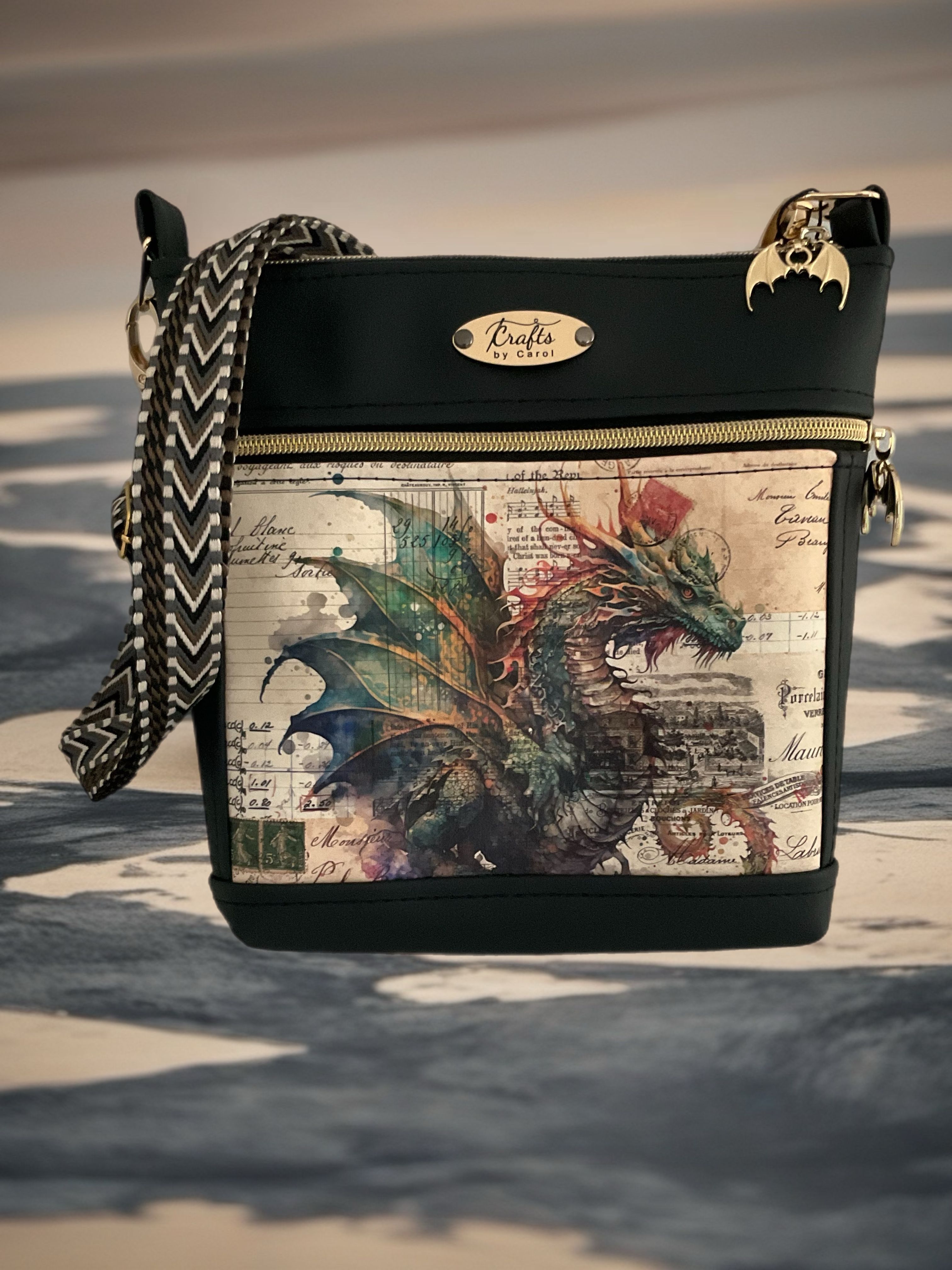 Small black bag with dragon print