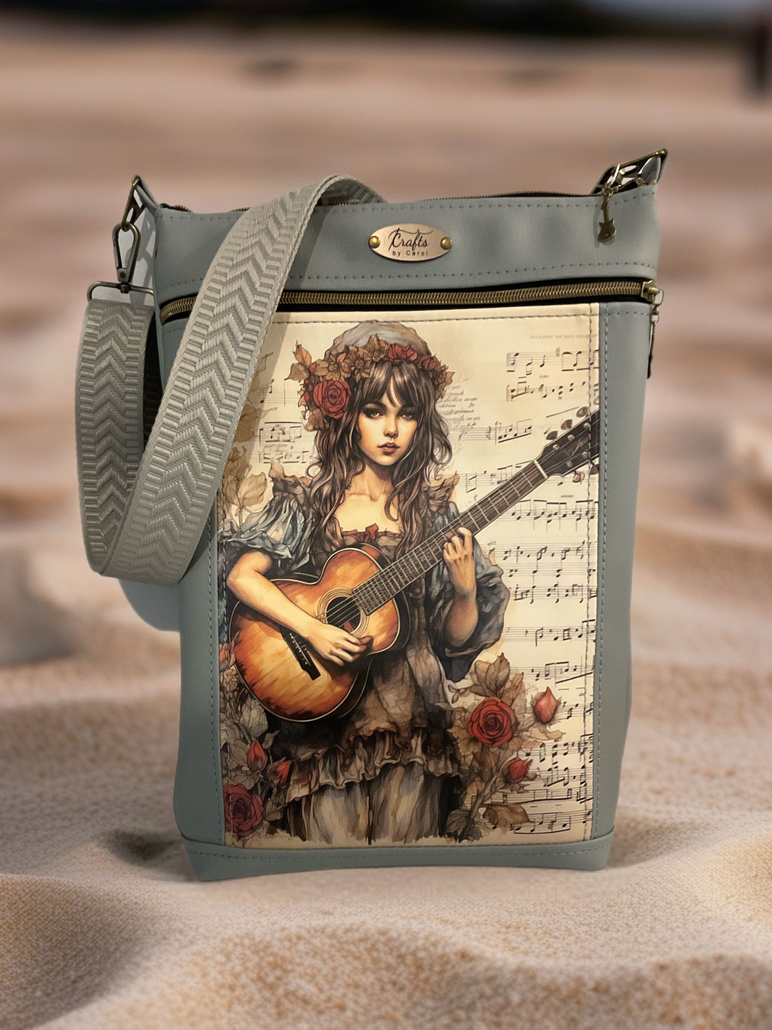 Grey bag, girl with guitar print 