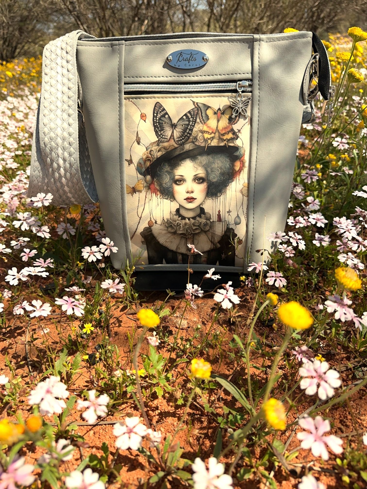 Grey bag. Girl and butterfly print