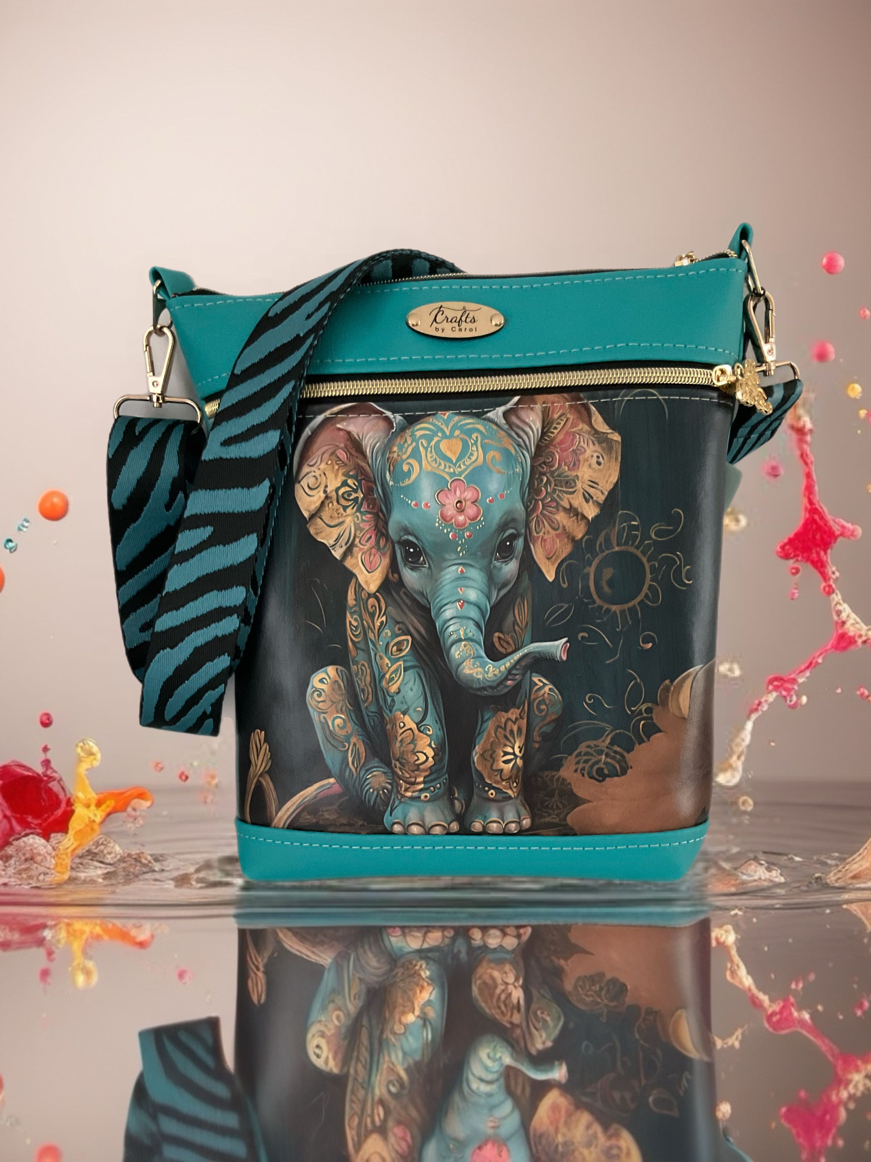Bag with elephant print 
