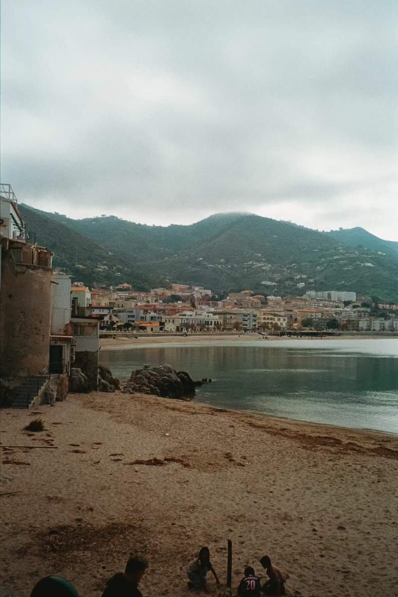 Image of beach.