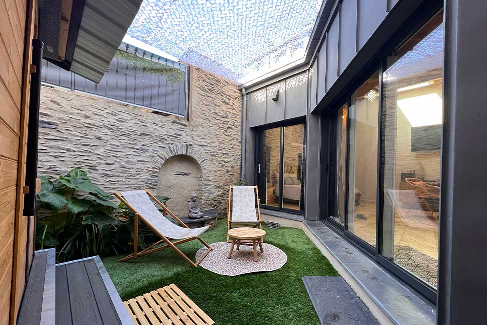Cour intérieure - Suite Bali - Les Petits Plaisirs Angers