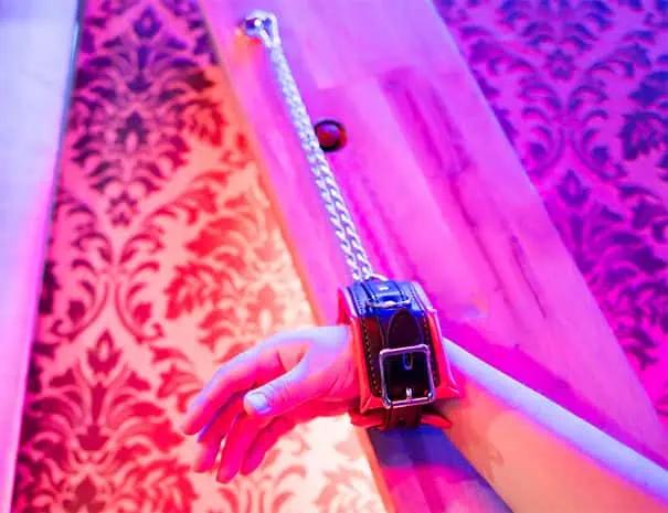 Croix de Saint André - Suite Romantique - Cupidon Love Room