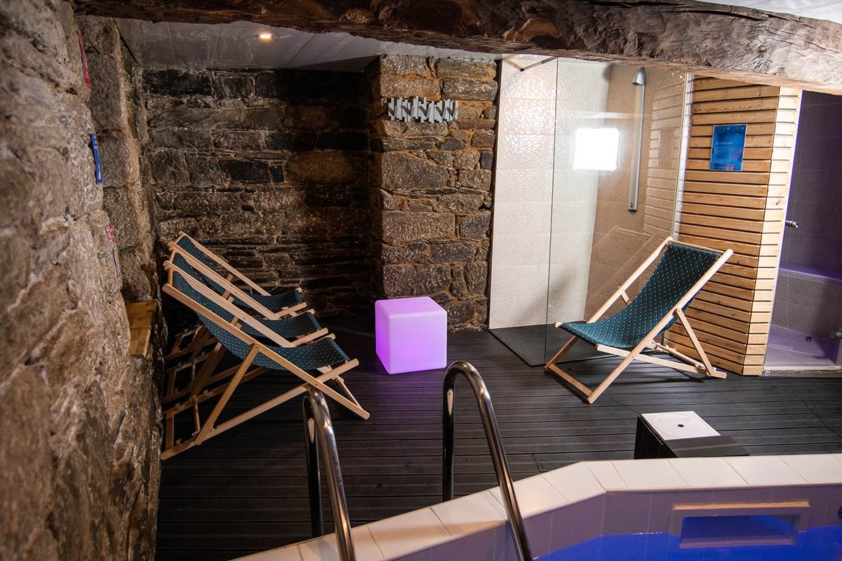 Espace détente (spa -hammam - Sauna) - Suite Spicy Kiss  - Résidence du Pélican