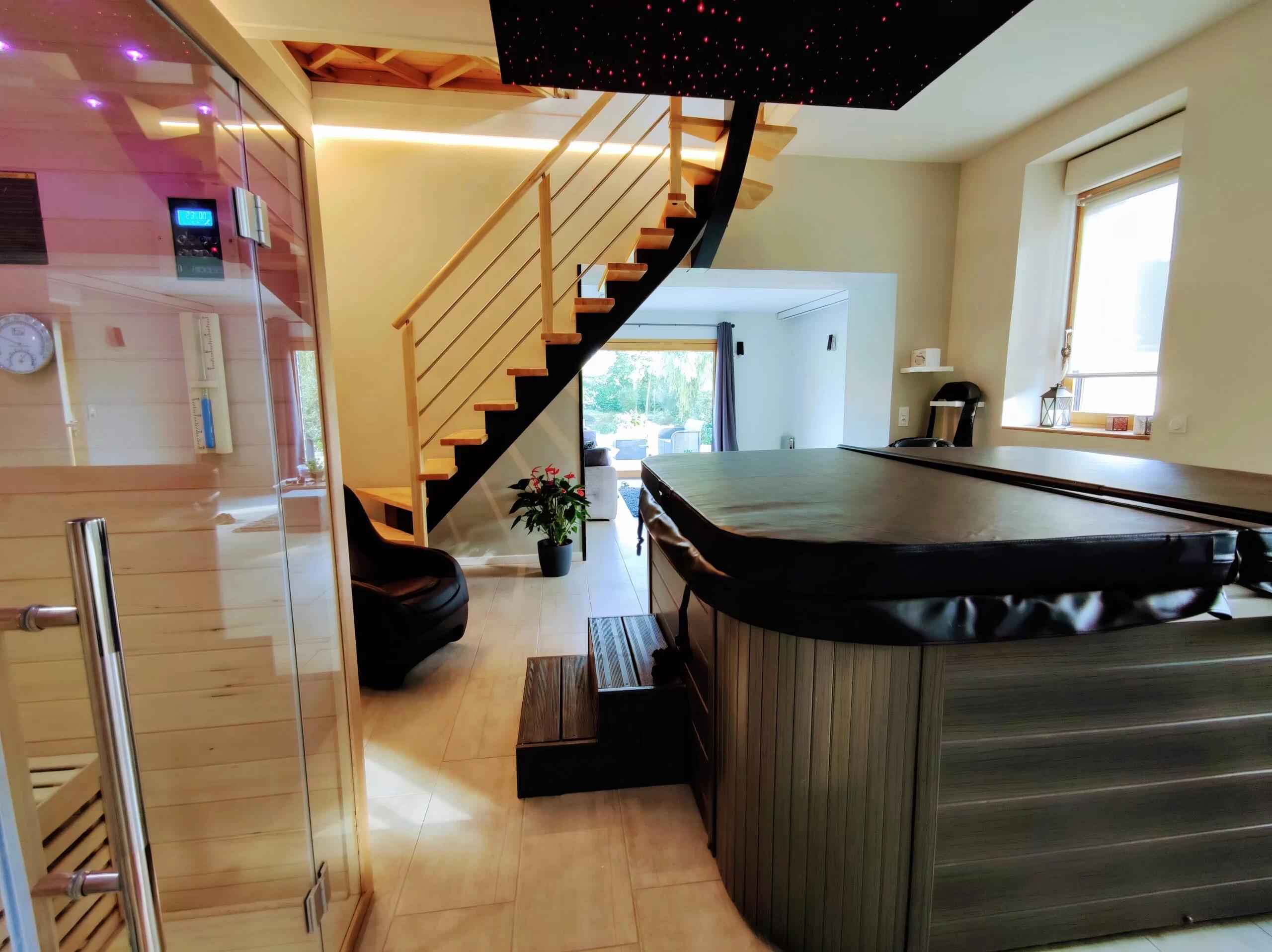 Vue Sauna & Jacuzzi - Le Romantik'