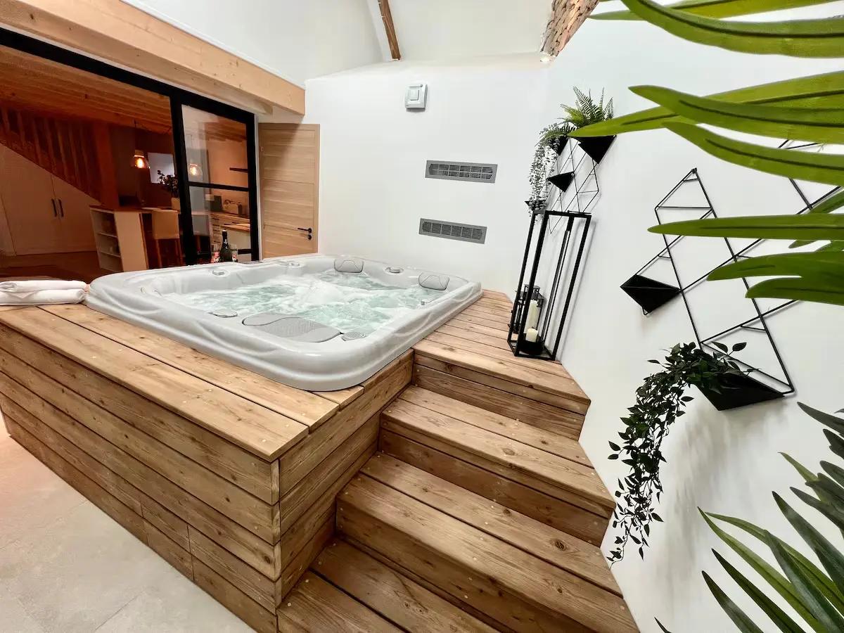 Jacuzzi - Le Nid KalyÔpée - Kastell Ô fil de l’eau