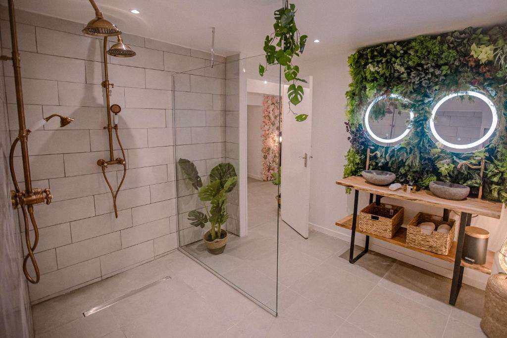 Salle d'eau Tropicale - Suite Venusa Comédie
