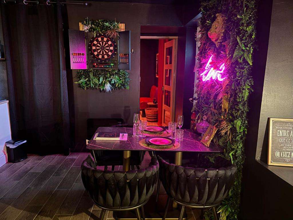 Coin repas - La Sainteny Touch