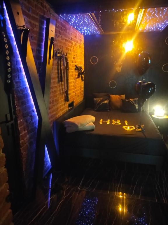 Chambre & Croix de St André - La Blackroom de l'Artois